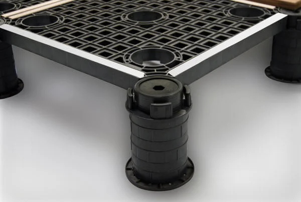 Outdoor Raised Floor - Level-Up System